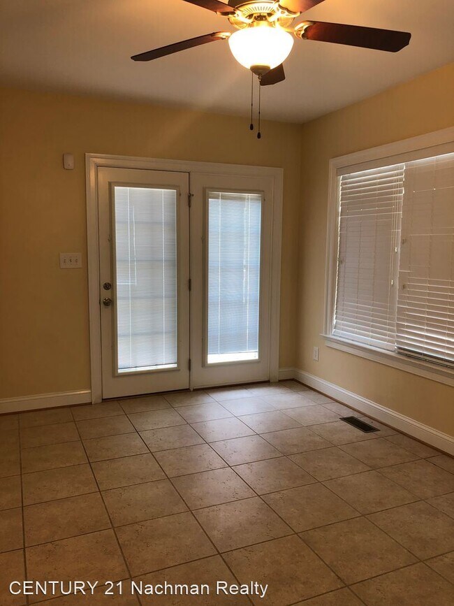 Building Photo - 5 br, 4.5 bath House - 116 Manhoac Run