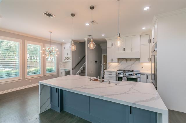 Building Photo - 2305 Beacon Hill Dr