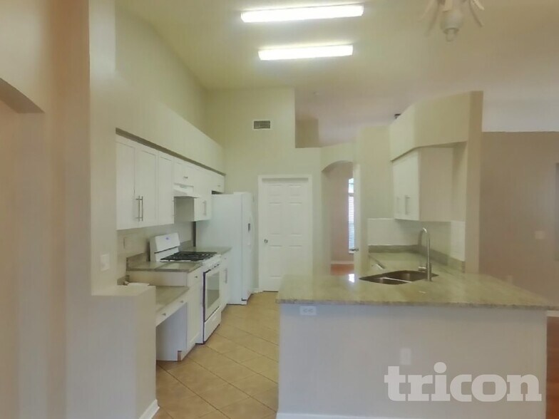 Building Photo - 29728 Morwen Pl