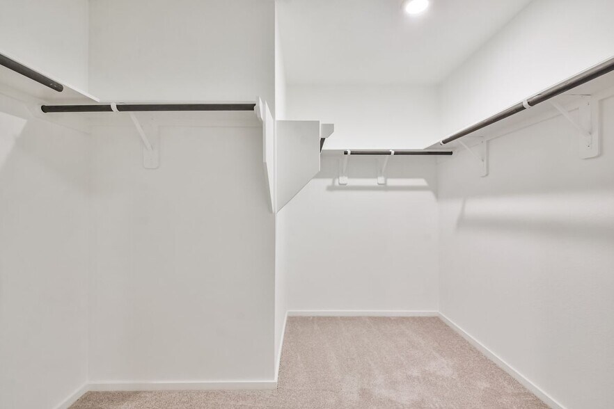 Building Photo - 18562 Cepagatti Dr