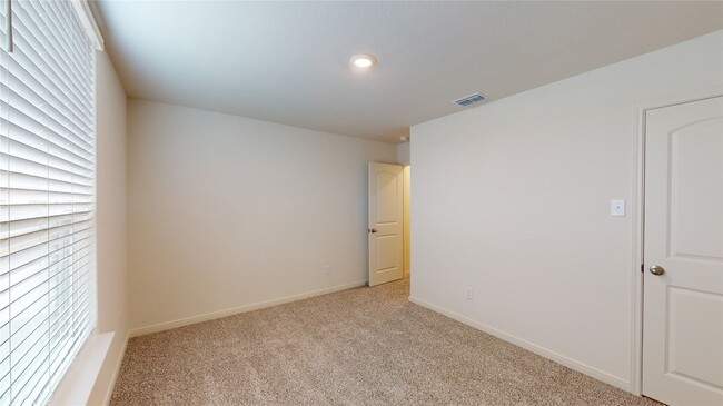 Building Photo - 8012 White Sulphur Rd