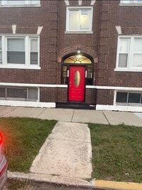 Building Photo - 7200 S Peoria St