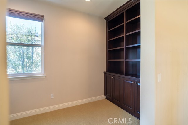 Building Photo - 27591 Manor Hill Rd