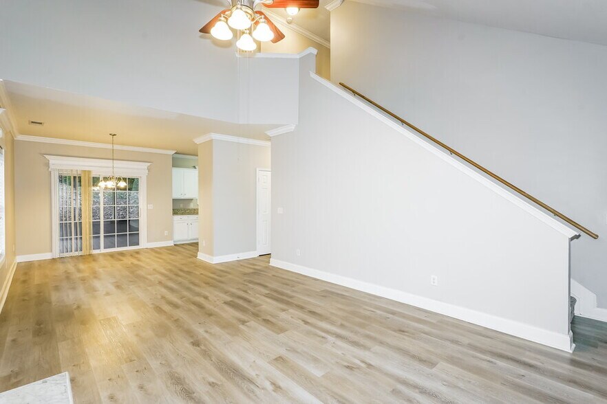 Building Photo - 111 Coldwater Dr