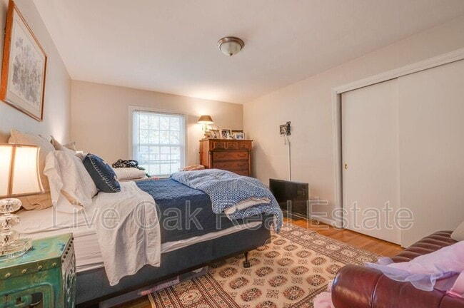 Building Photo - 1612 Whitethorne Rd