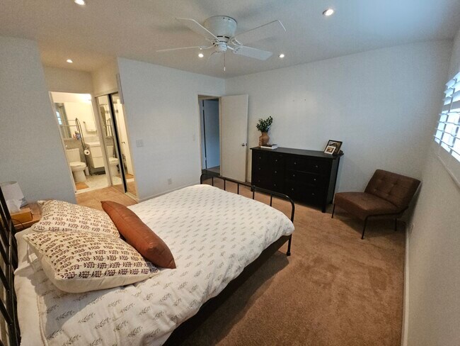 Building Photo - 4921 Indian Wood Rd