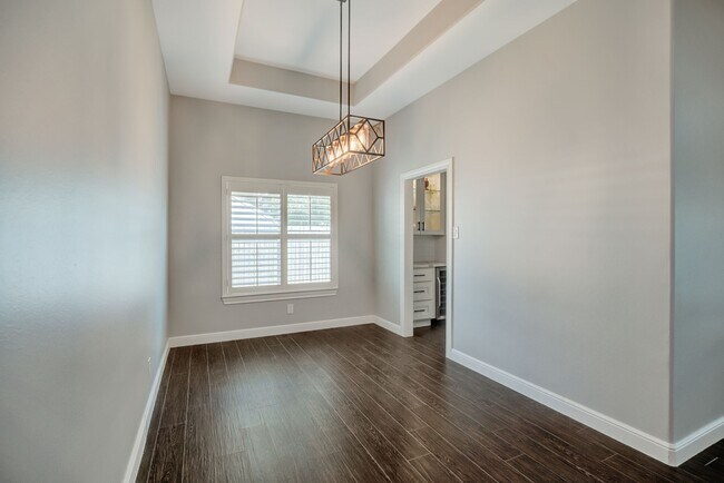 Building Photo - 831 Bradwell Dr