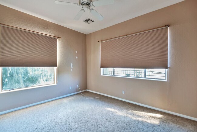 Building Photo - Experience luxury living in the prestigious Gainey Village!