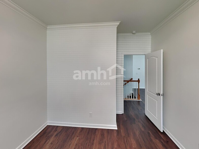 Building Photo - 15105 Carlow Hills Pl