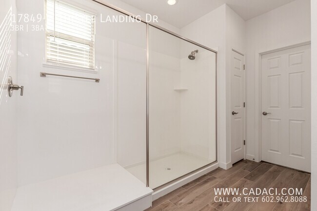 Building Photo - 17849 W Thistle Landing Dr