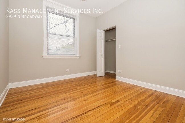 Building Photo - 2939 N Broadway-2939-2