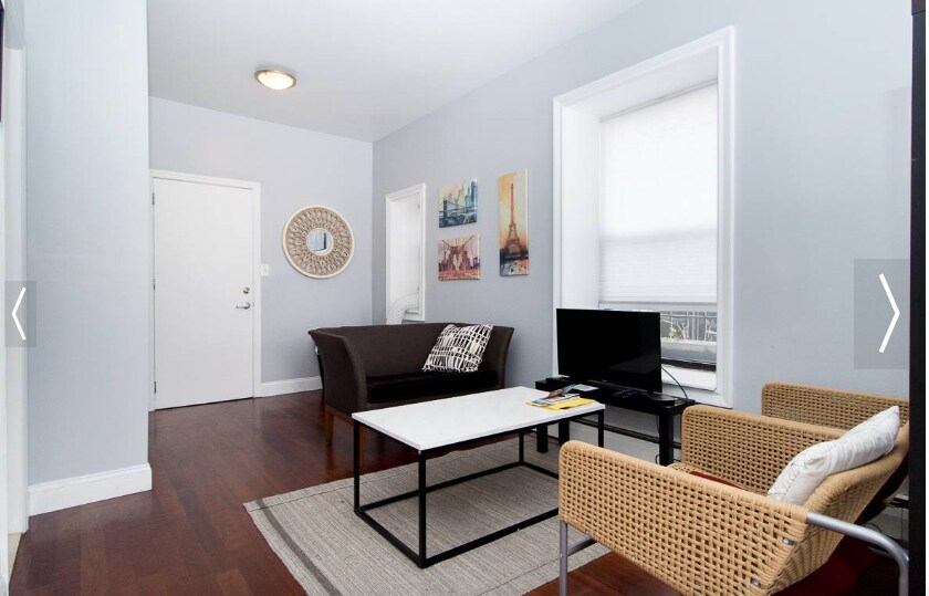 Separate Living Area - 877 Saint Nicholas Ave