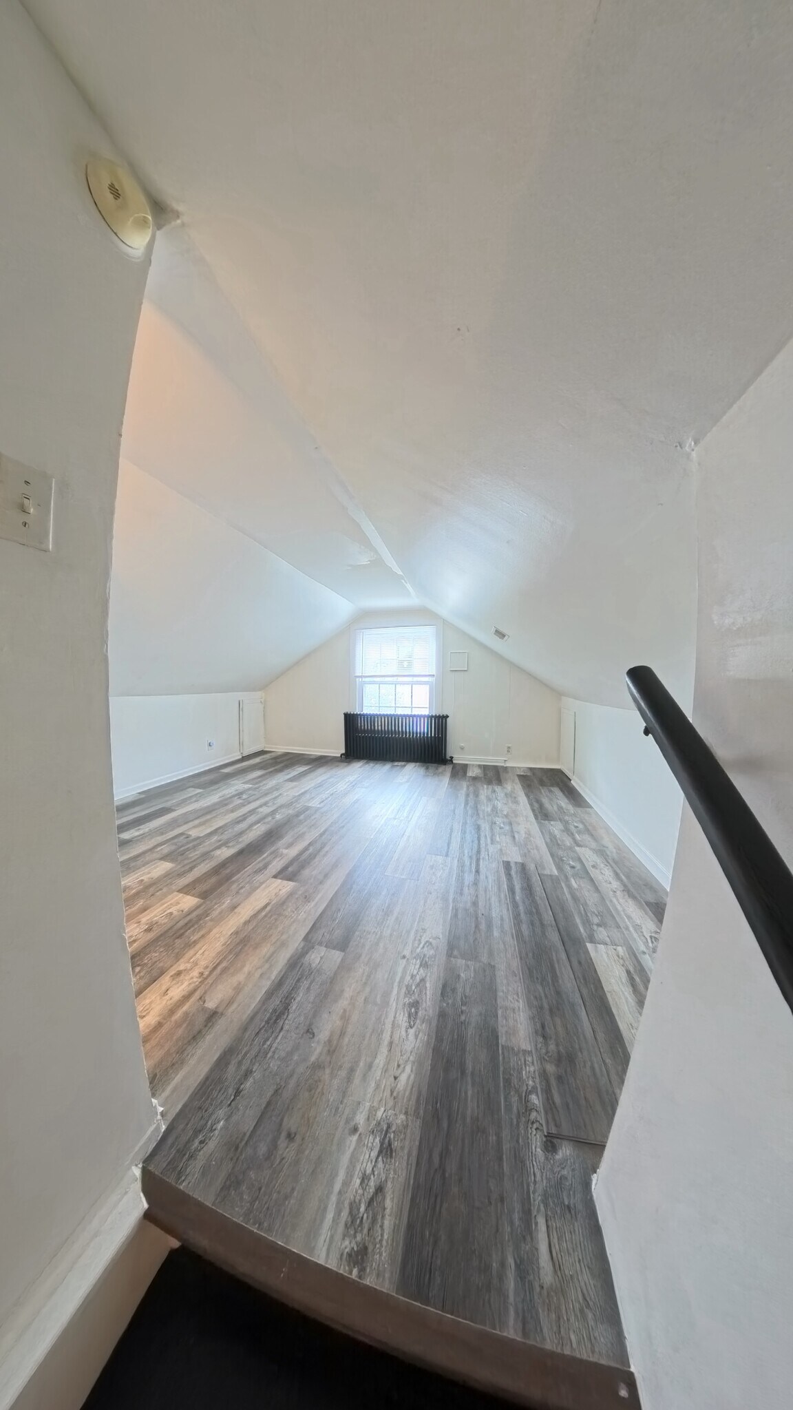 Building Photo - 5803 2nd St S