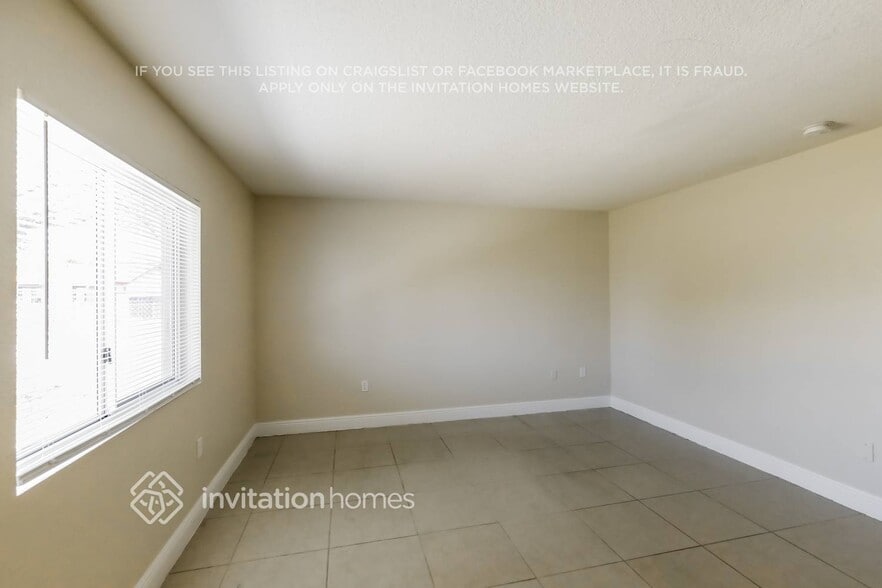 Building Photo - 13403 SW 261st Ln