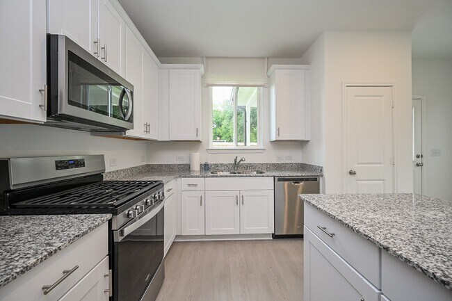 Building Photo - 17718 Seed Drill Ln