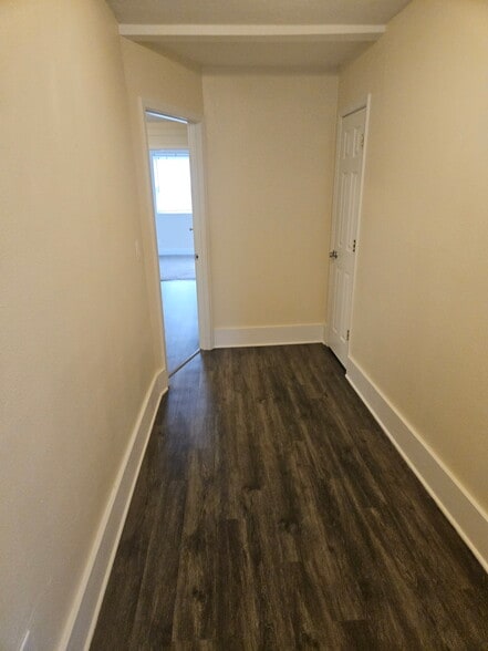 Hallway 2nd floor - 1214 5th Ave