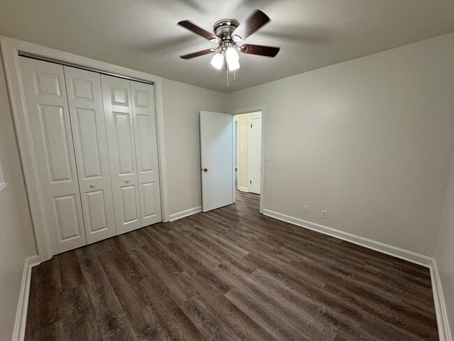 Building Photo - Renovated 4/3 House in North Hills- $1,995