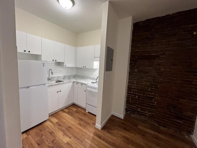 Building Photo - 1 bedroom in Boston MA 02130