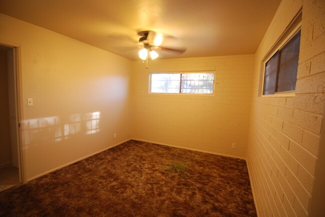 Building Photo - Morten Place