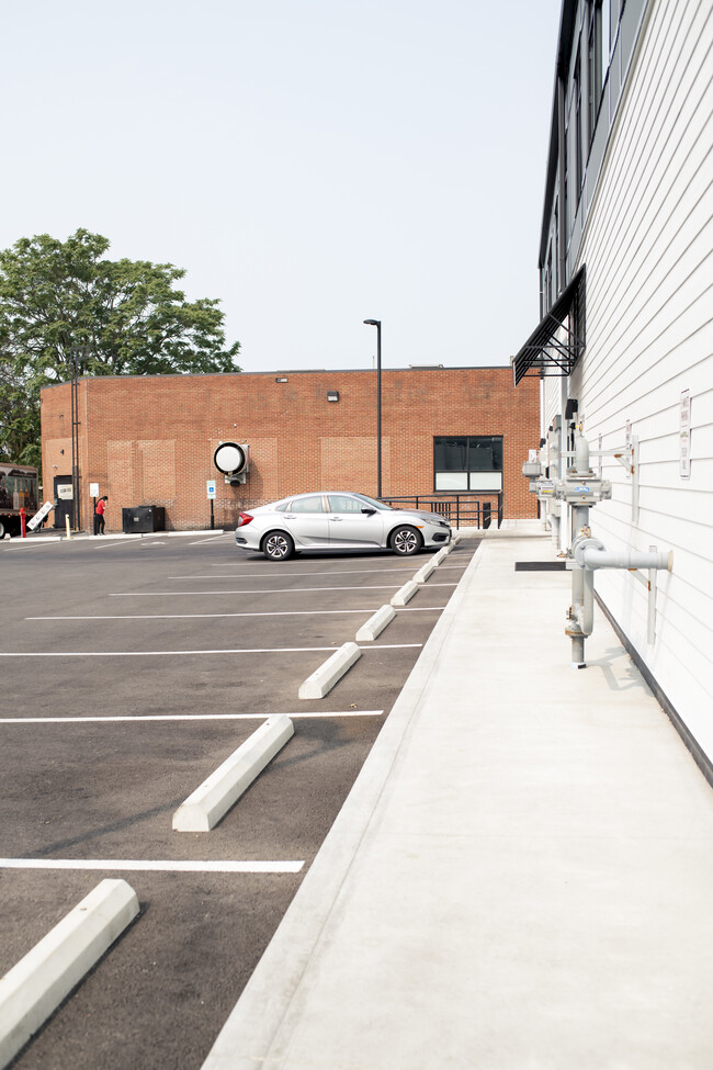 Building Photo - Liberty Beall