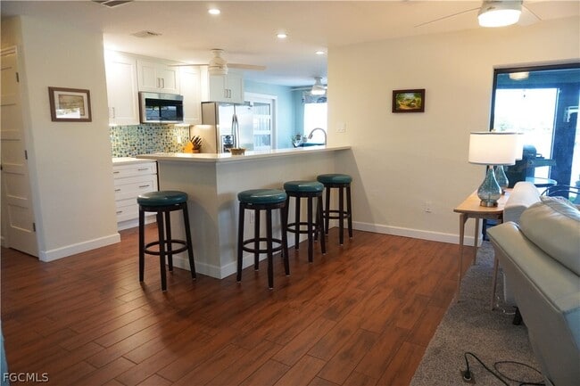 Building Photo - 4336 Coronado Pkwy