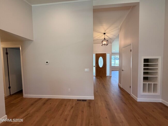 Building Photo - 795 Twin Pines Ct