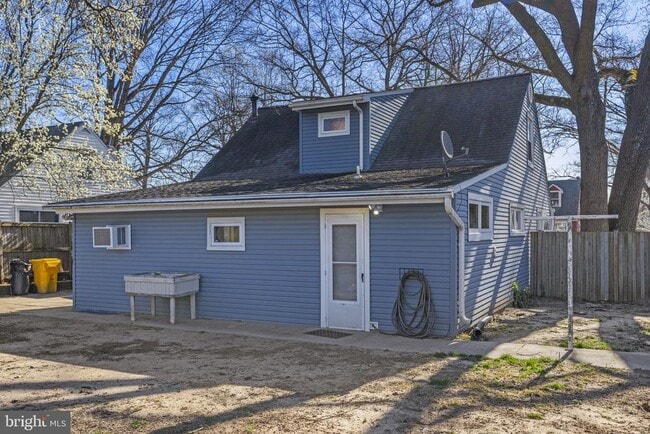 Building Photo - 104 Beth Rd