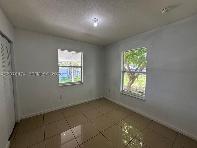 Building Photo - 14152 SW 288th Terrace