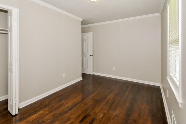 Building Photo - 2522 Brookshire Rd