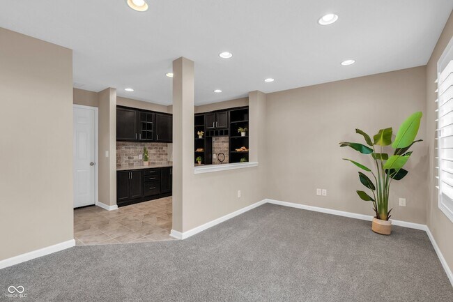 Building Photo - 2627 Congress St