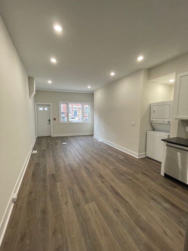 Building Photo - 507 Christian St