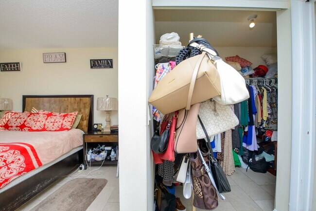 Building Photo - 3515 Village Blvd