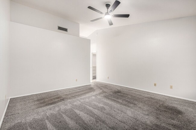 Building Photo - Sun Lakes long term Rental