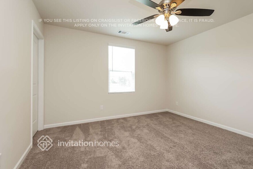Building Photo - 127 Fister Dr