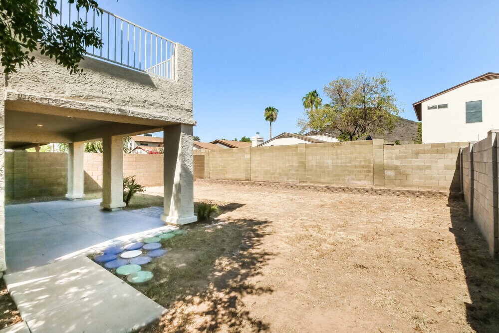 Building Photo - 4758 W Wahalla Ln