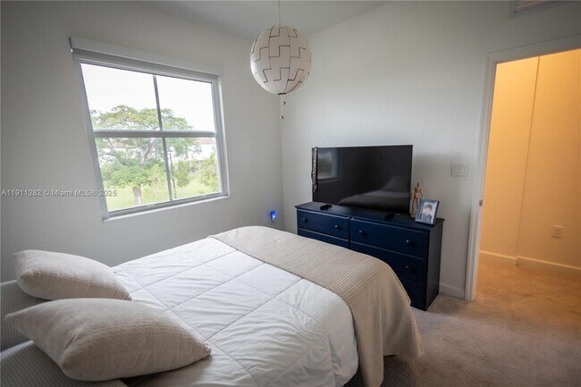 Building Photo - 2388 NW 130th Ter