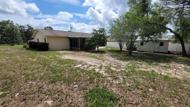 Building Photo - 6456 Toledo Rd