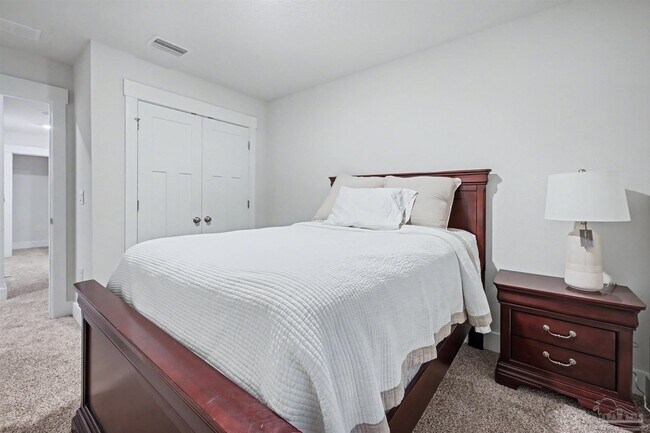 Building Photo - 2946 Overcup St