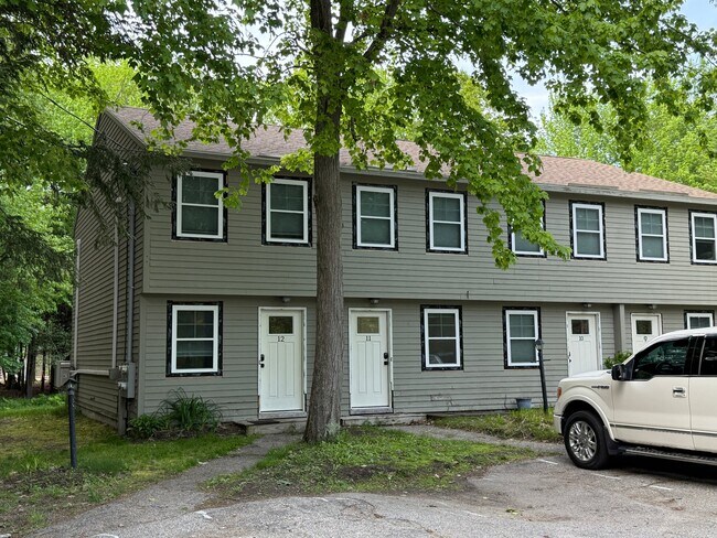 Building Photo - 50 Austin St