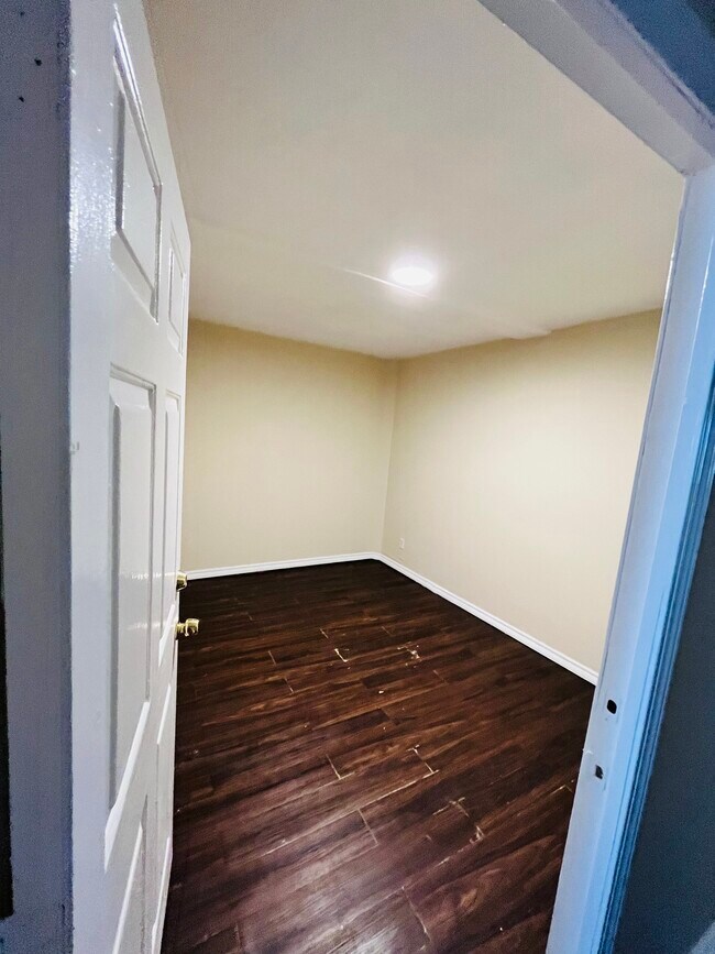 Second Bedroom - 4160 Barrett Rd