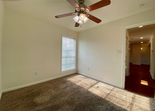 Building Photo - 2003 Patton Ln