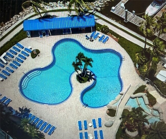 Building Photo - 3530 Mystic Pointe Dr
