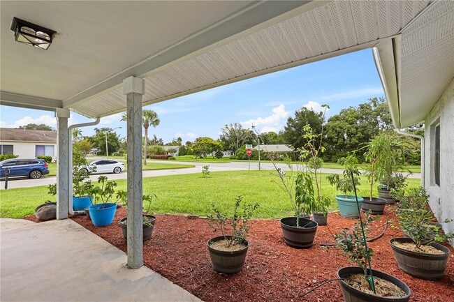 Building Photo - 10303 Lollipop Ln