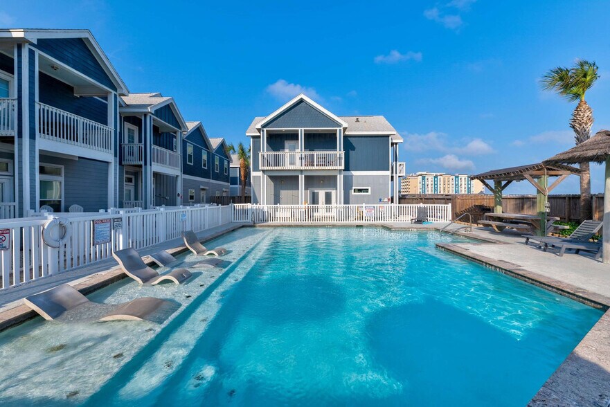 Building Photo - 15213 Beach Way Dr