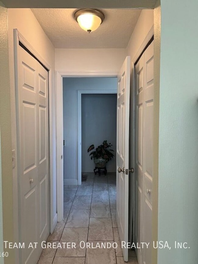 Building Photo - 197 Maple Dr