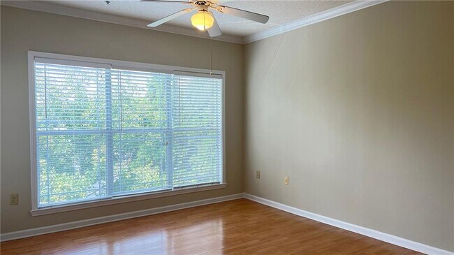 Building Photo - 4333 Dunwoody Park