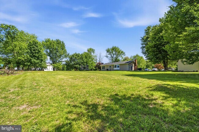 Building Photo - 12712 Grosstown Rd