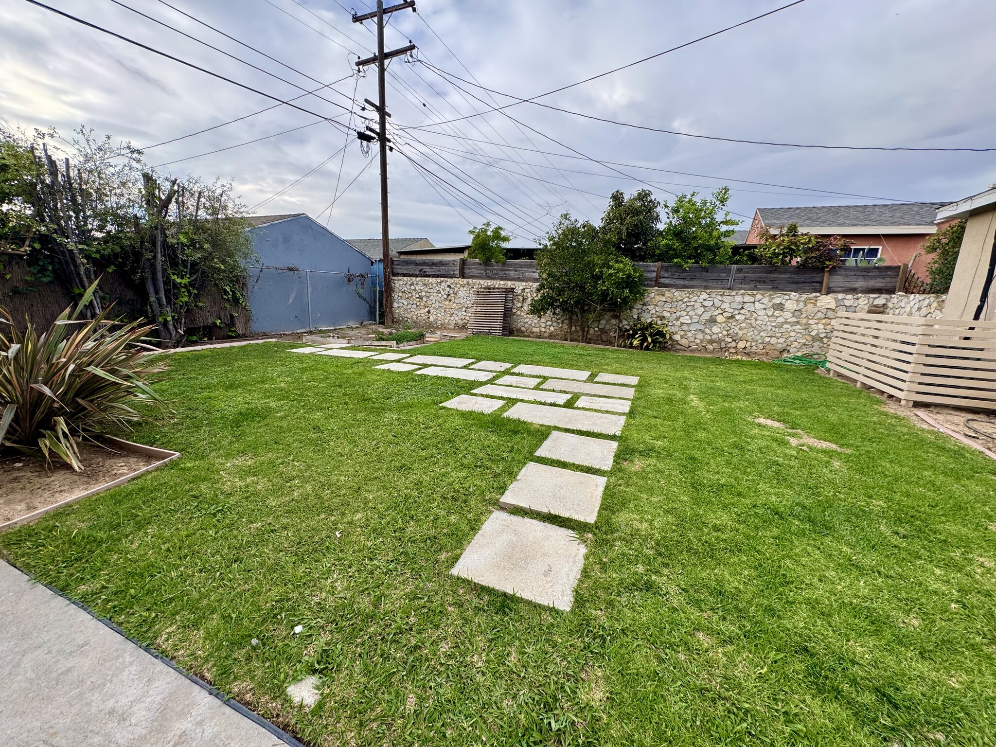 Building Photo - 13331 S New Hampshire Ave