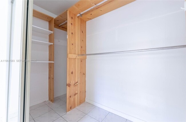 Building Photo - 4350 SW 5th St