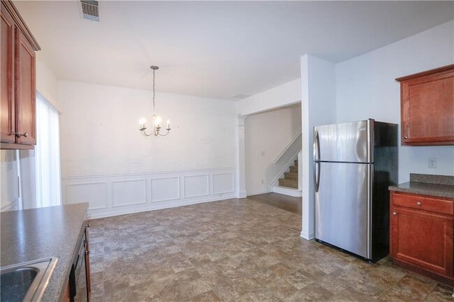 Building Photo - 1939 Durwood Ln